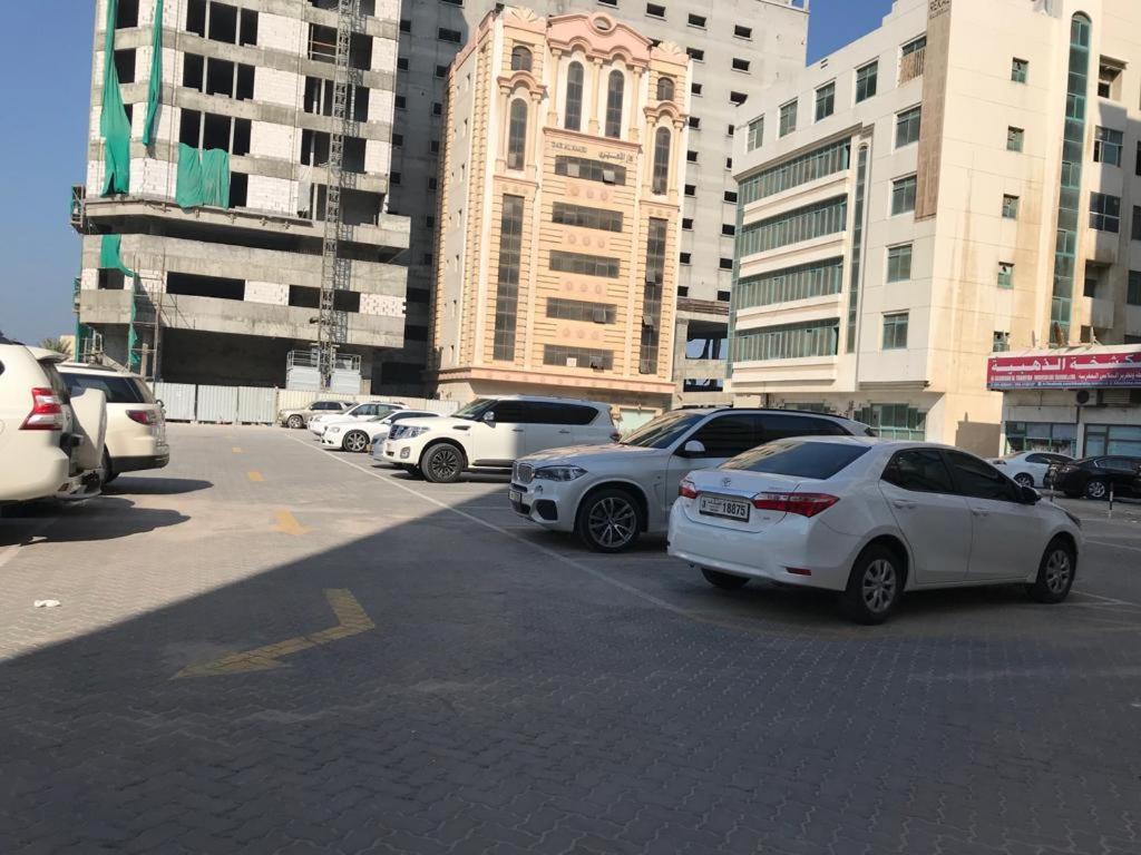 Al Majarah Residence Sharjah Exterior photo